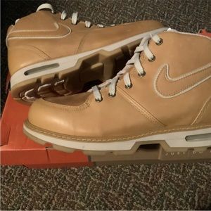Nike Sneaker Boots
